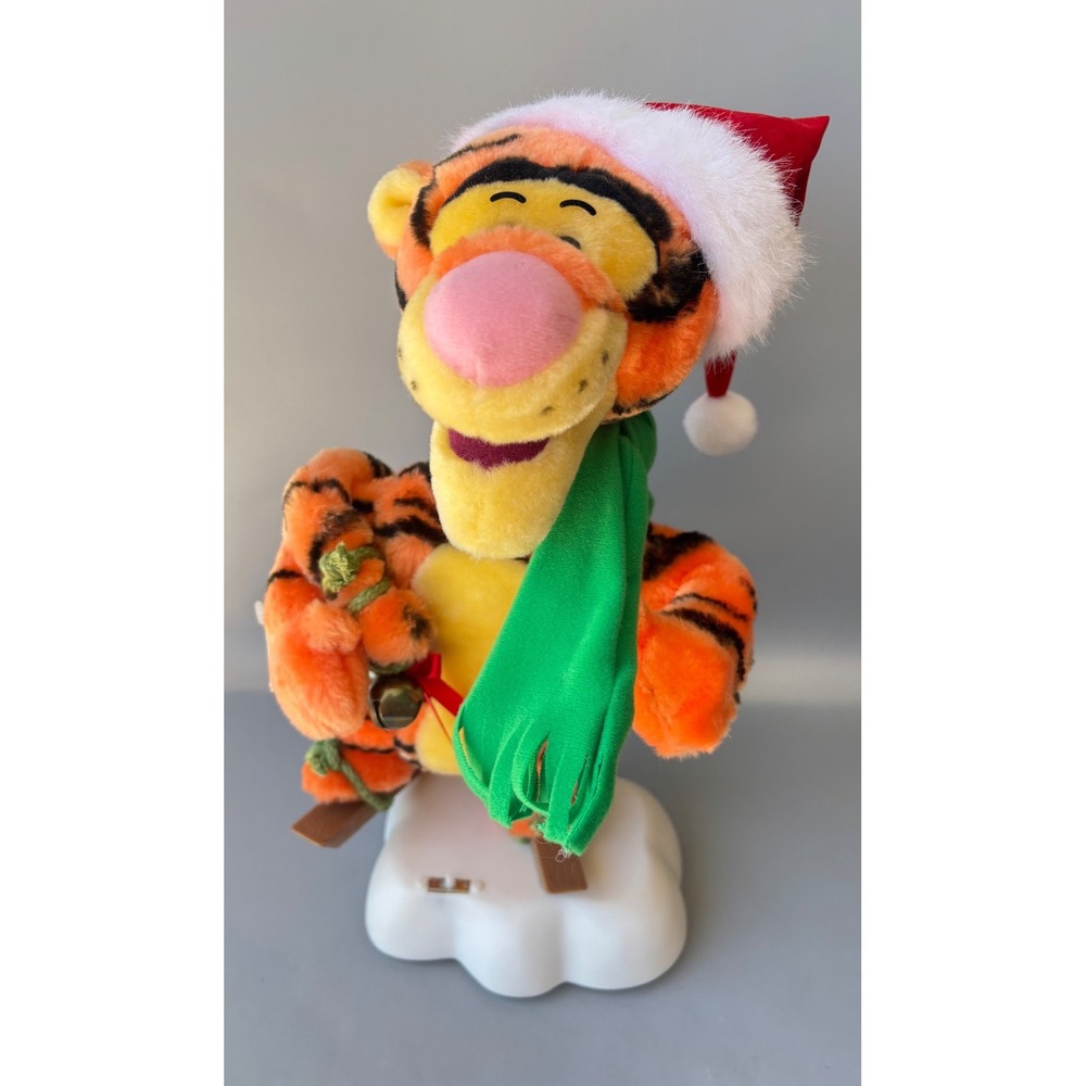 Vintage Telco Motion-ette Disney Tigger Christmas Animated Skiing Plush‎